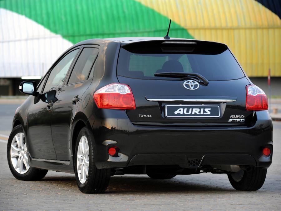  Toyota Auris 5-Door by TRD 2011 года  (ZA) (фото 17 из 18)